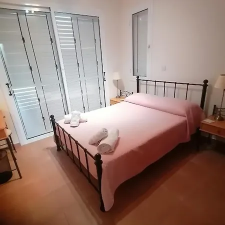 Hillcrest Holiday Villa Pégeia
