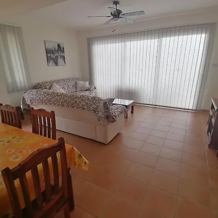 Hillcrest Holiday Villa *